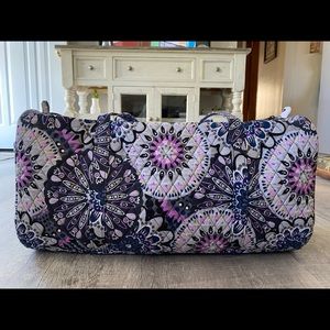 XL Vera Bradly travel bag